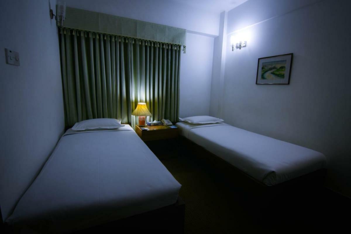 White House Hotel - City Center Dhaka Extérieur photo